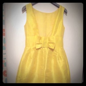 Alfred sung backless bow dress in daisy yellow